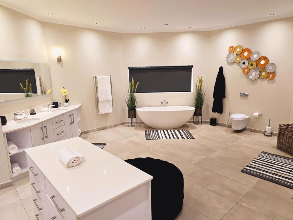 Villa Reis - The Villa Of Kings Bedfordview Bilik gambar